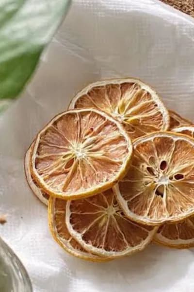 Dry fruit lemon
